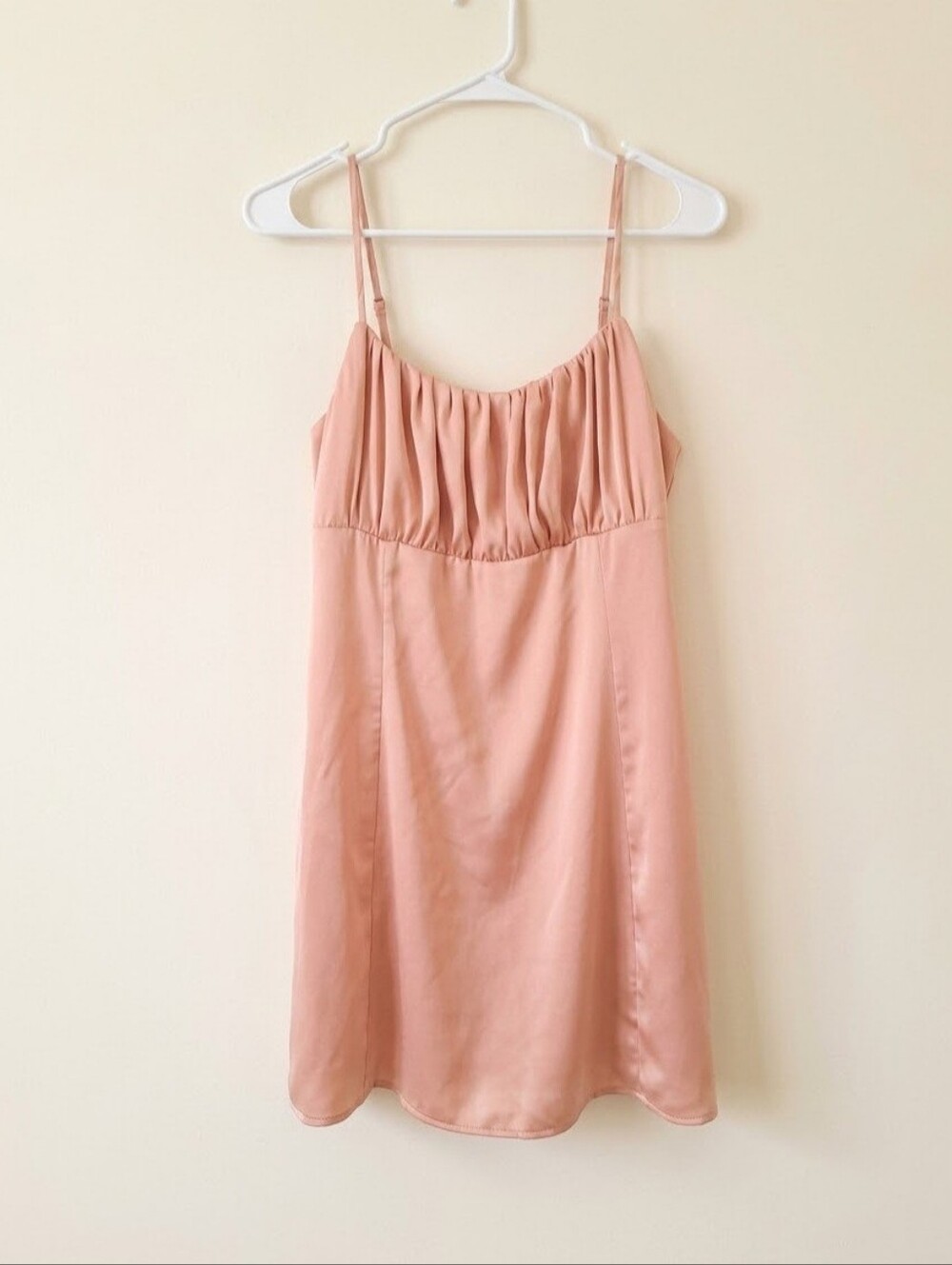 Lulus Ruched Bust Mini Dress Spaghetti Strap Sz M - Picture 2 of 4